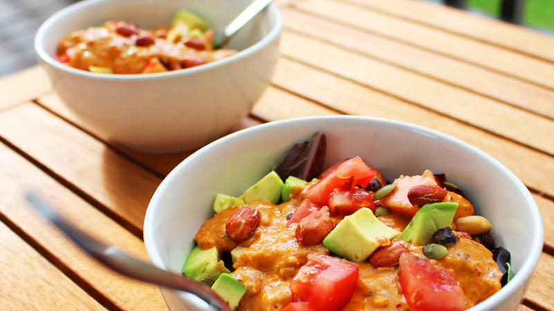 Ginger Beer Thai Curry Sauce and Black Bean Bowl